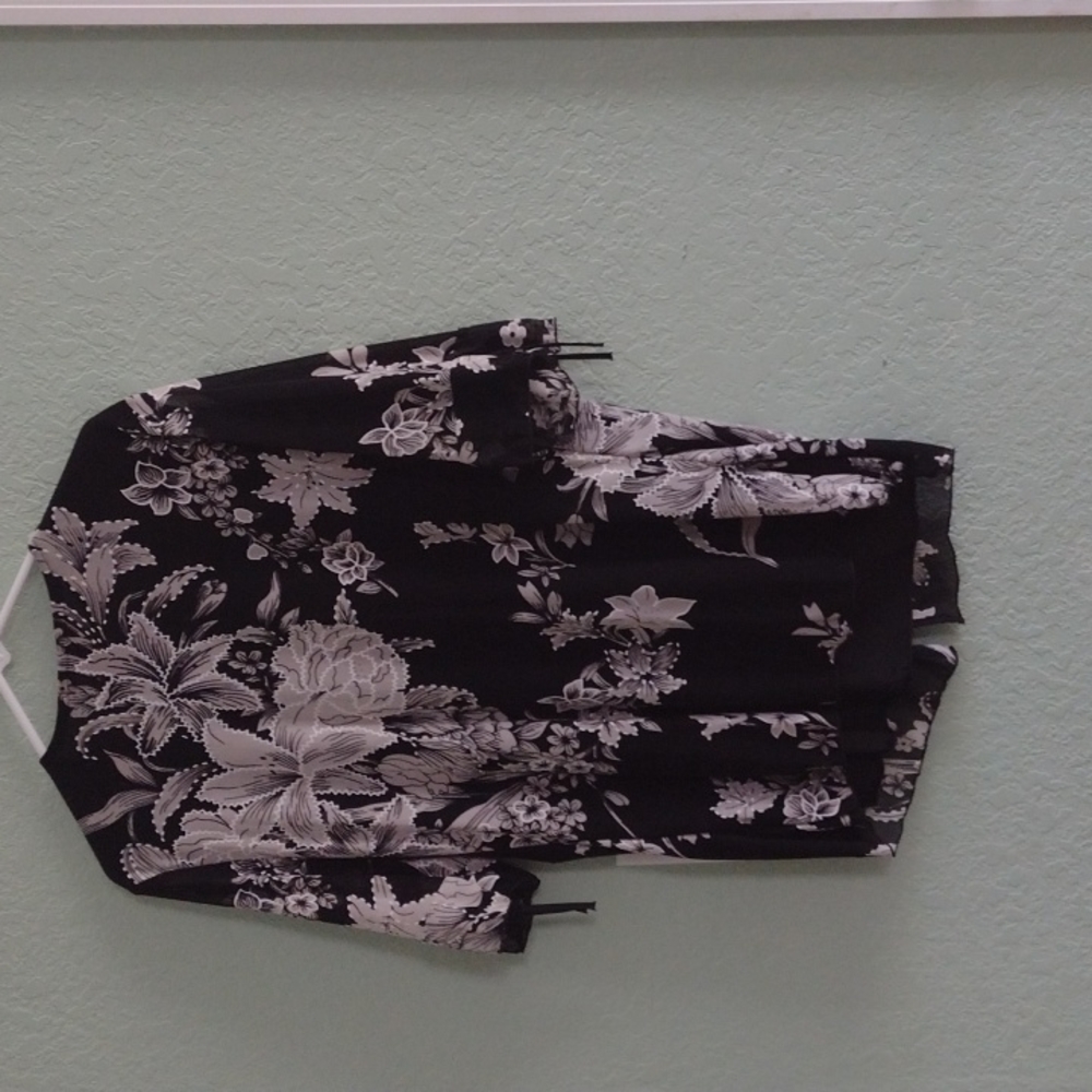 Appointments blouse - Picture 3 of 5